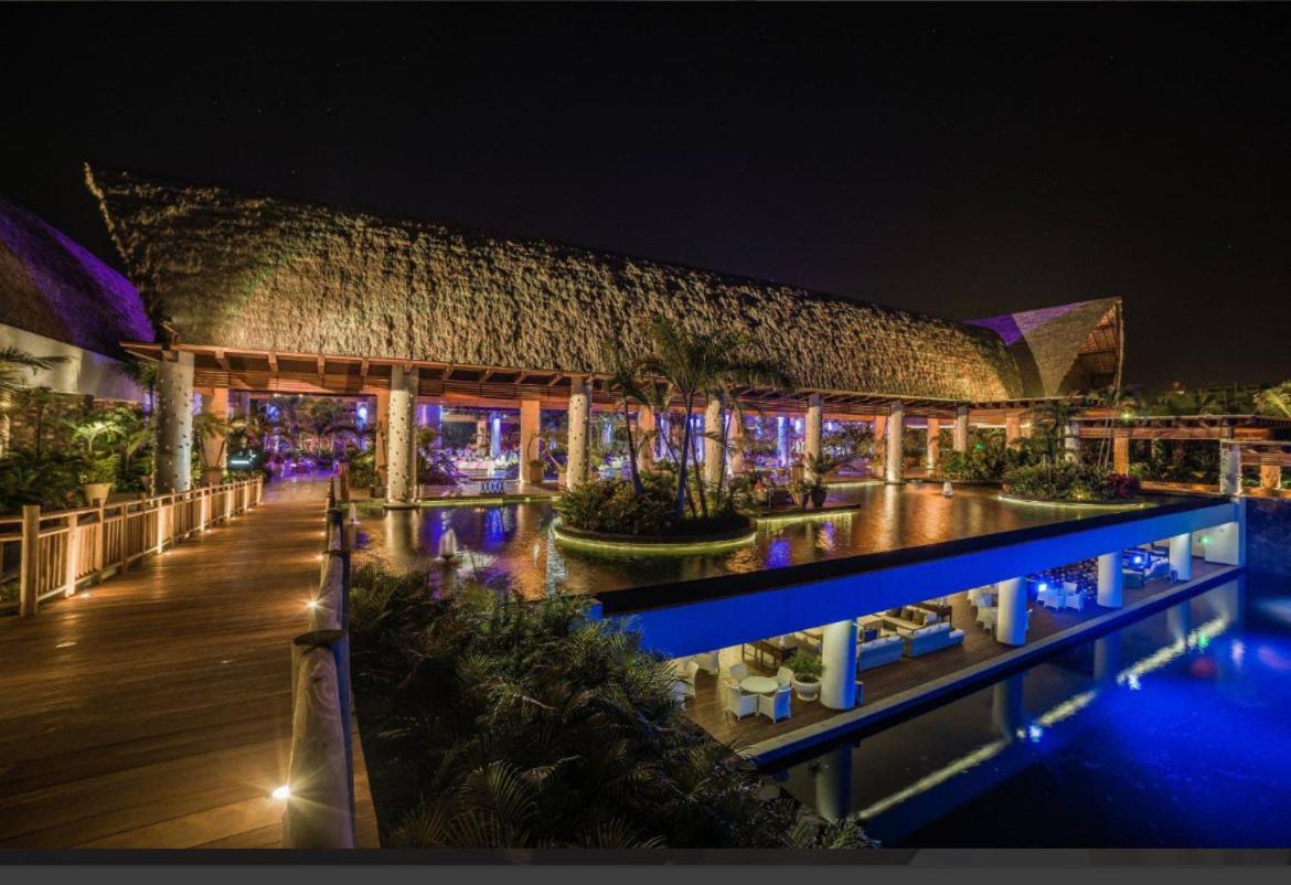 Grand Luxxe With Free Golf 호텔 누에보 바야르타 외부 사진